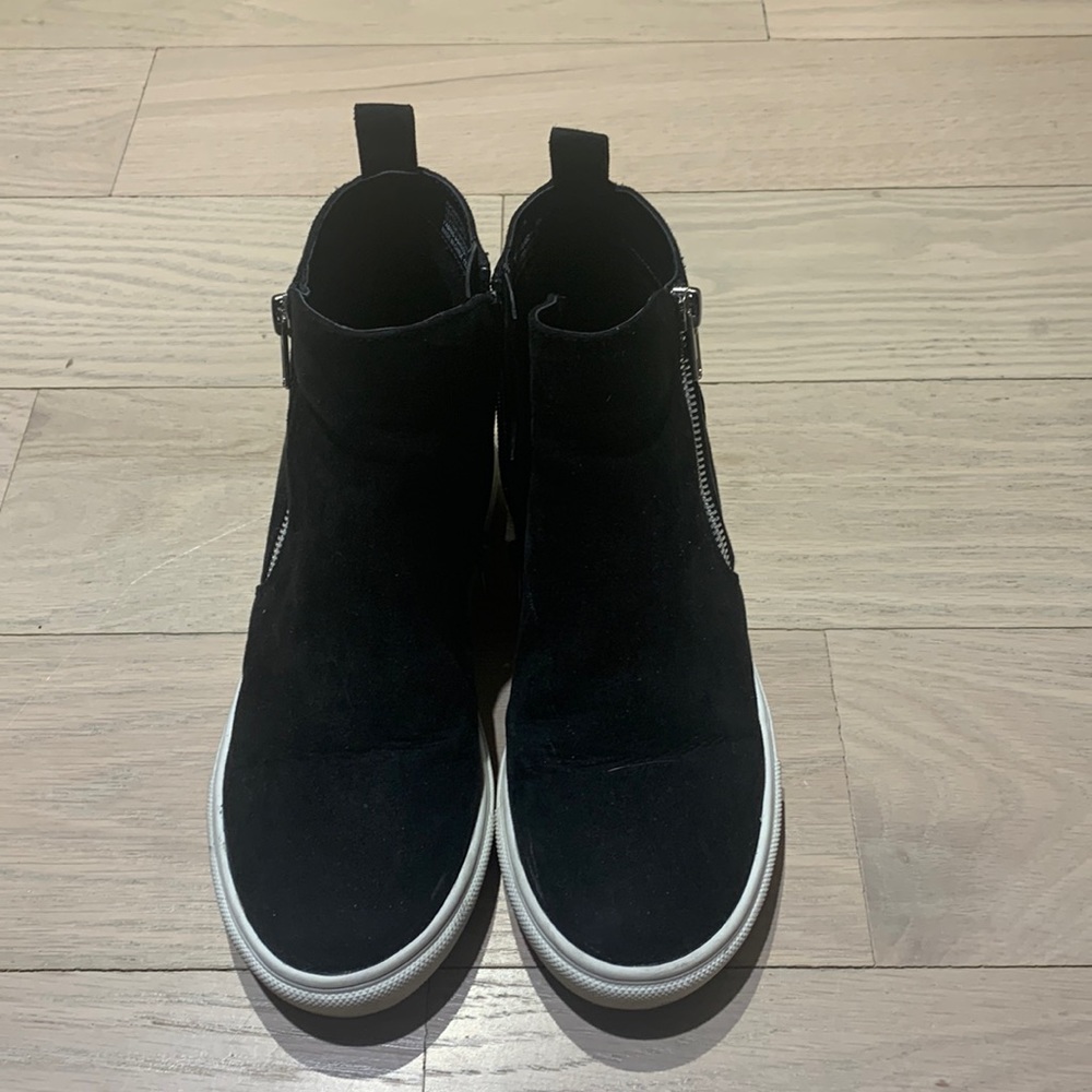 Madden Girl Sneakers